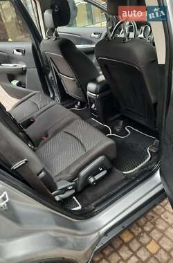 Внедорожник / Кроссовер Dodge Journey 2015 в 