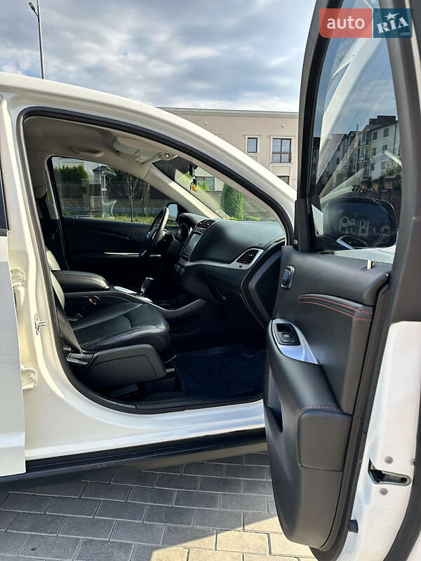 Внедорожник / Кроссовер Dodge Journey 2018 в Александрие