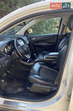 Внедорожник / Кроссовер Dodge Journey 2015 в 