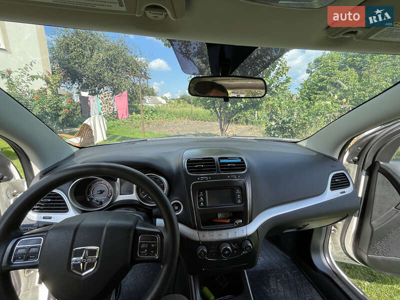 Позашляховик / Кросовер Dodge Journey 2016 в Гадячі