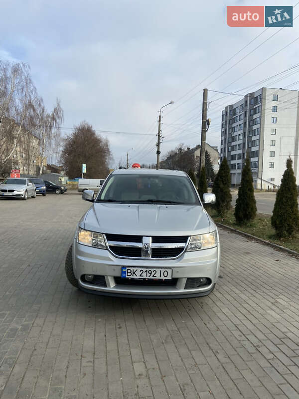 Позашляховик / Кросовер Dodge Journey 2008 в Березному