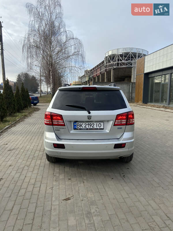 Позашляховик / Кросовер Dodge Journey 2008 в Березному