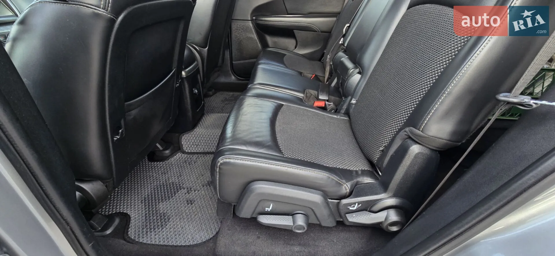 2017 Dodge Journey - мініатюра 4