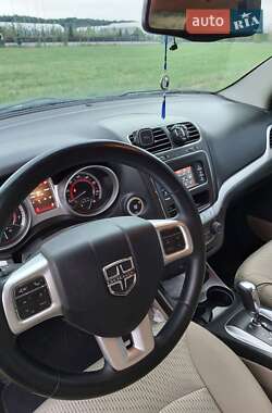 Внедорожник / Кроссовер Dodge Journey 2016 в 