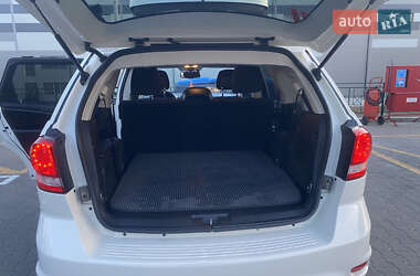 Внедорожник / Кроссовер Dodge Journey 2013 в 