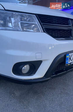 Внедорожник / Кроссовер Dodge Journey 2013 в 