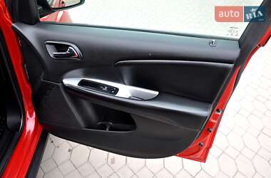 Внедорожник / Кроссовер Dodge Journey 2019 в 