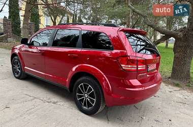 Позашляховик / Кросовер Dodge Journey 2017 в 