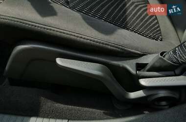 Позашляховик / Кросовер Dodge Journey 2015 в 