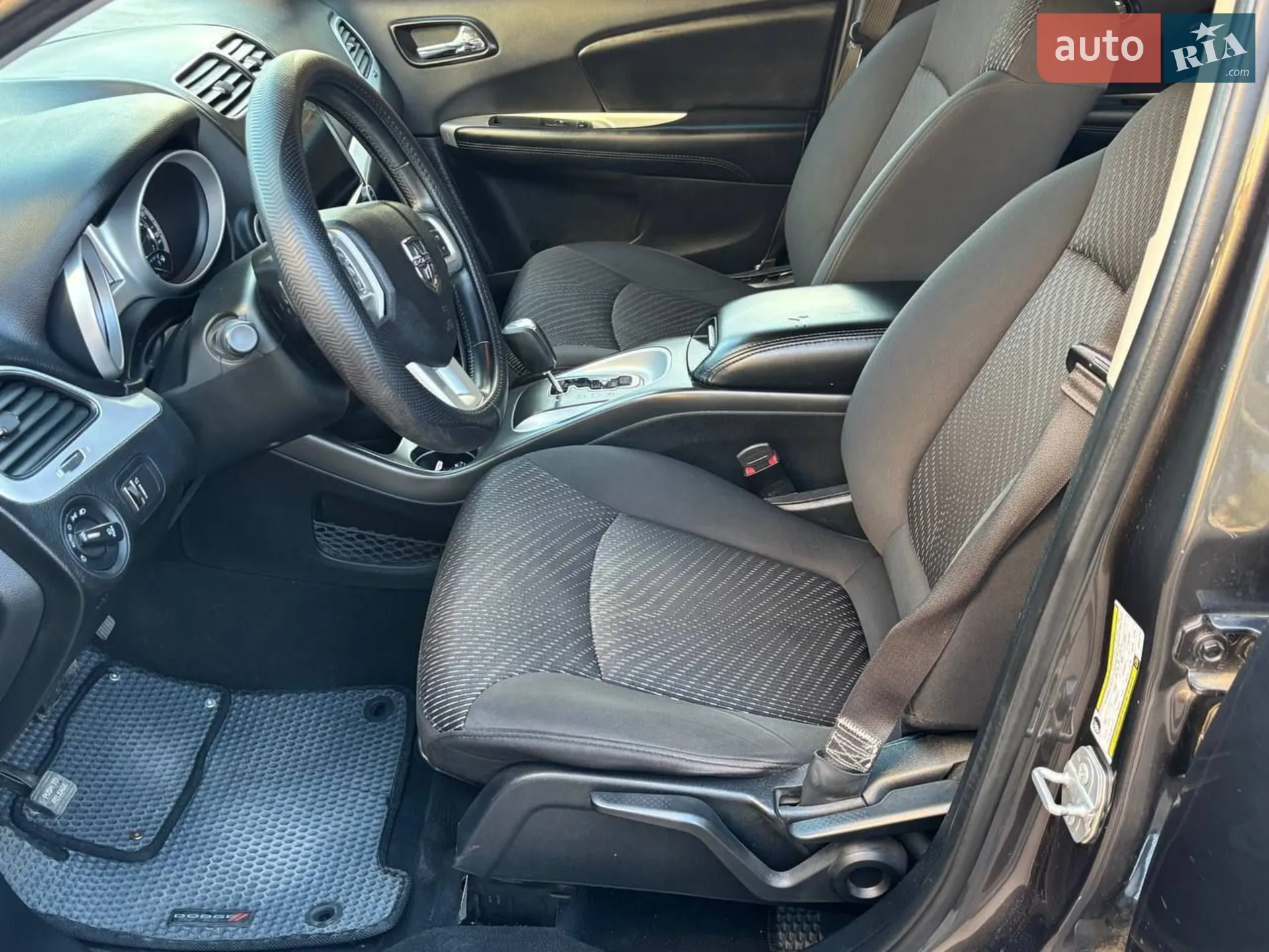 2017 Dodge Journey - мініатюра 12