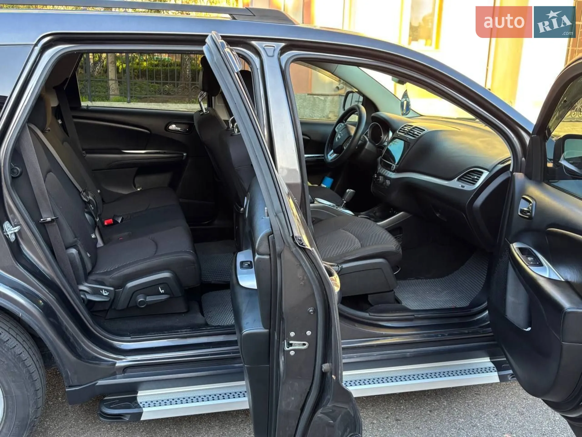 2017 Dodge Journey - мініатюра 18