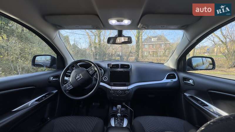 Позашляховик / Кросовер Dodge Journey 2020 в Києві