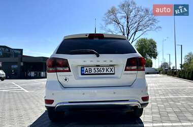 Позашляховик / Кросовер Dodge Journey 2015 в 