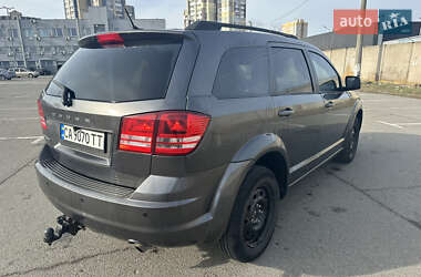 Позашляховик / Кросовер Dodge Journey 2016 в 