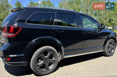 Позашляховик / Кросовер Dodge Journey 2020 в 