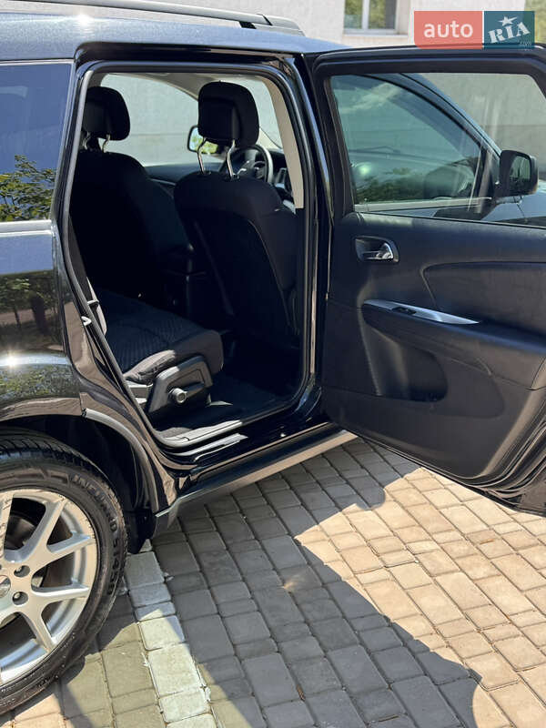 Позашляховик / Кросовер Dodge Journey 2012 в Кривому Розі