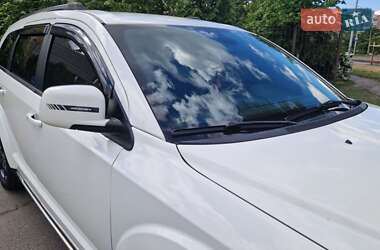 Позашляховик / Кросовер Dodge Journey 2018 в 