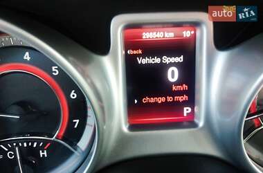 Позашляховик / Кросовер Dodge Journey 2013 в 