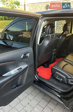 Внедорожник / Кроссовер Dodge Journey 2016 в 