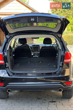 Внедорожник / Кроссовер Dodge Journey 2016 в 