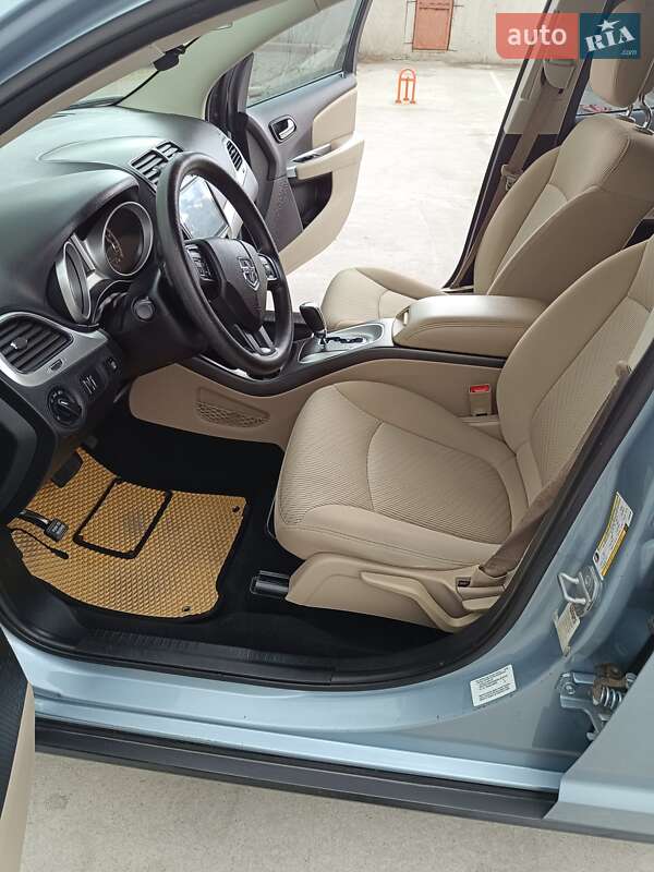 Внедорожник / Кроссовер Dodge Journey 2013 в Ровно
