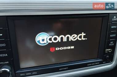 Внедорожник / Кроссовер Dodge Journey 2010 в 