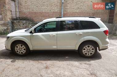 Позашляховик / Кросовер Dodge Journey 2019 в 