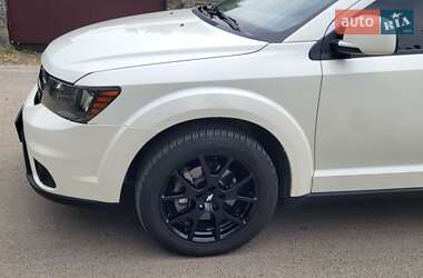 Позашляховик / Кросовер Dodge Journey 2015 в 