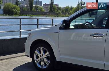 Внедорожник / Кроссовер Dodge Journey 2015 в 