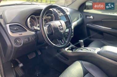 Позашляховик / Кросовер Dodge Journey 2012 в 