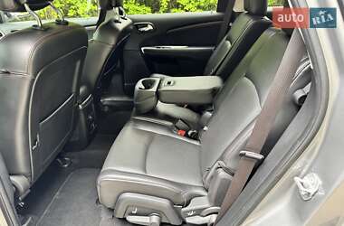 Внедорожник / Кроссовер Dodge Journey 2019 в 