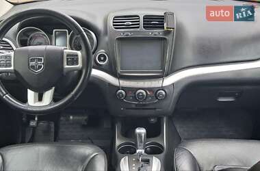 Внедорожник / Кроссовер Dodge Journey 2015 в 