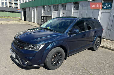 Внедорожник / Кроссовер Dodge Journey 2015 в Ужгороде