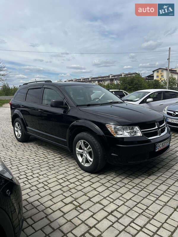Позашляховик / Кросовер Dodge Journey 2016 в 