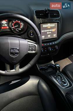 Внедорожник / Кроссовер Dodge Journey 2016 в 