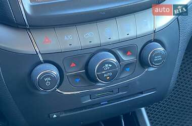 Внедорожник / Кроссовер Dodge Journey 2018 в 