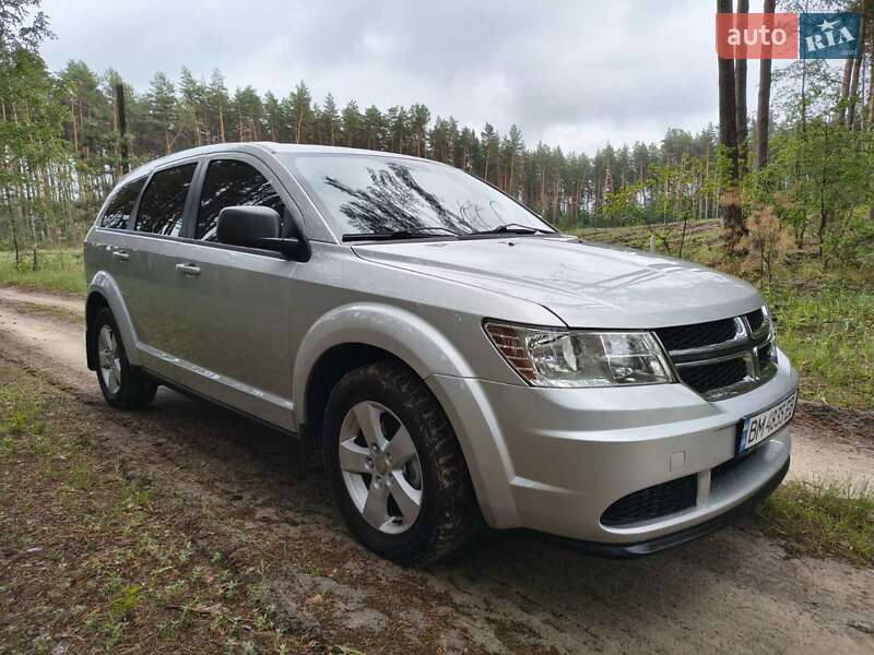 Позашляховик / Кросовер Dodge Journey 2012 в 