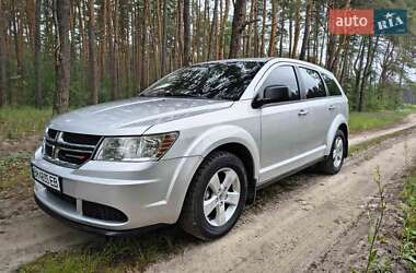 Позашляховик / Кросовер Dodge Journey 2012 в 