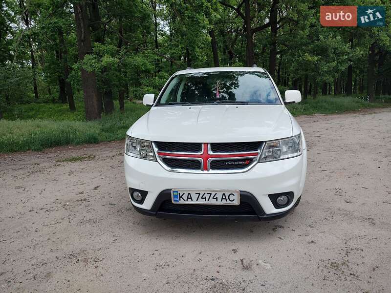 Внедорожник / Кроссовер Dodge Journey 2016 в 