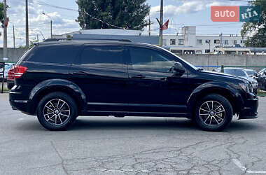 Внедорожник / Кроссовер Dodge Journey 2017 в 