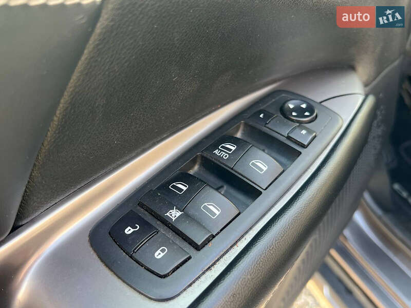 Внедорожник / Кроссовер Dodge Journey 2020 в Киеве