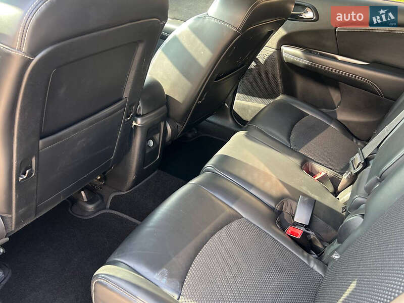 Внедорожник / Кроссовер Dodge Journey 2020 в Киеве