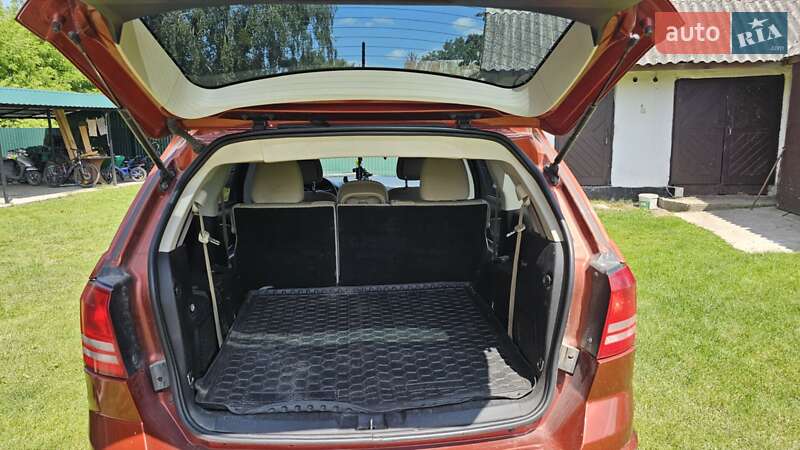 Внедорожник / Кроссовер Dodge Journey 2012 в Радивилове