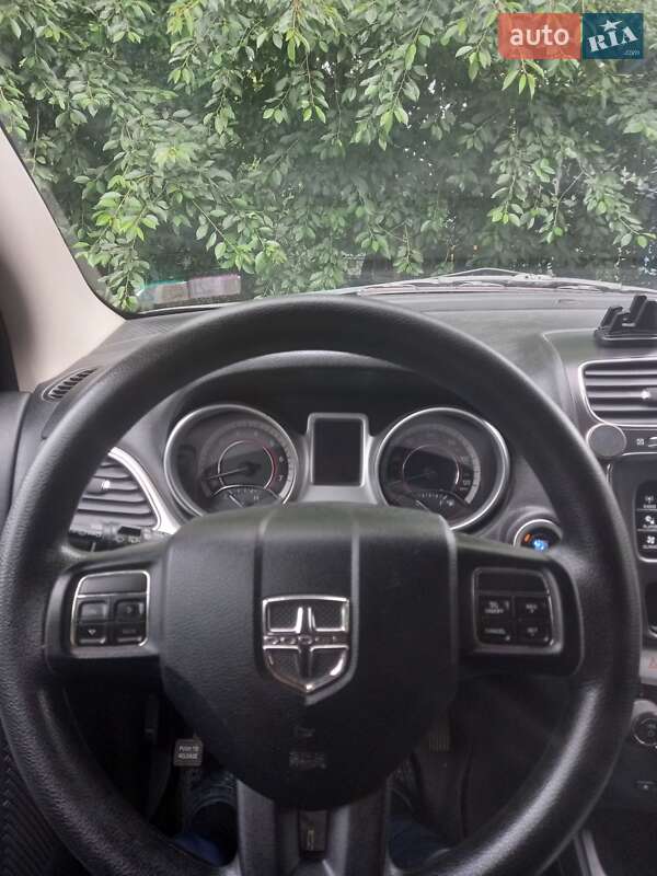 Внедорожник / Кроссовер Dodge Journey 2012 в Решетиловке фото 10 Внедорожник / Кроссовер Dodge Journey 2012 в Решетиловке