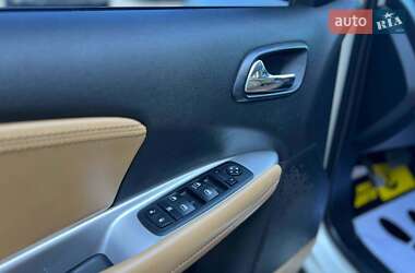 Внедорожник / Кроссовер Dodge Journey 2013 в 