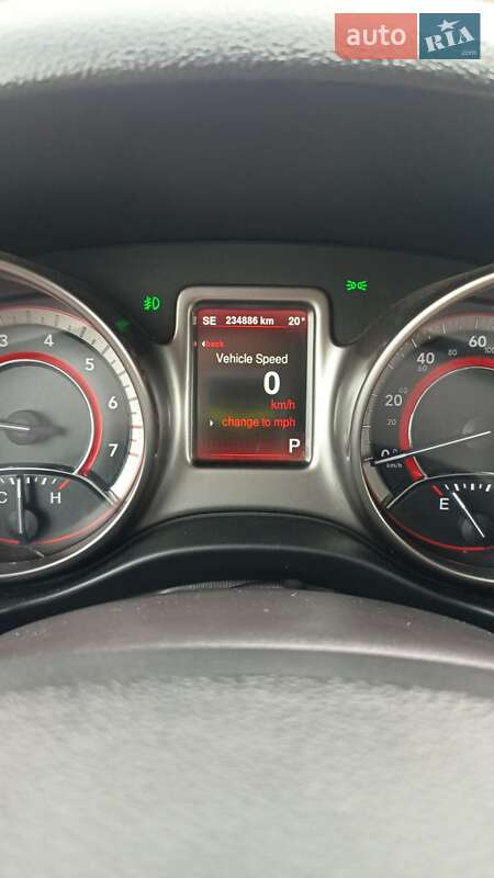 Внедорожник / Кроссовер Dodge Journey 2014 в Кривом Роге