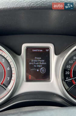 Внедорожник / Кроссовер Dodge Journey 2011 в 
