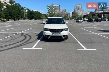 Внедорожник / Кроссовер Dodge Journey 2015 в 