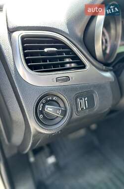Внедорожник / Кроссовер Dodge Journey 2015 в 