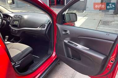 Внедорожник / Кроссовер Dodge Journey 2016 в 